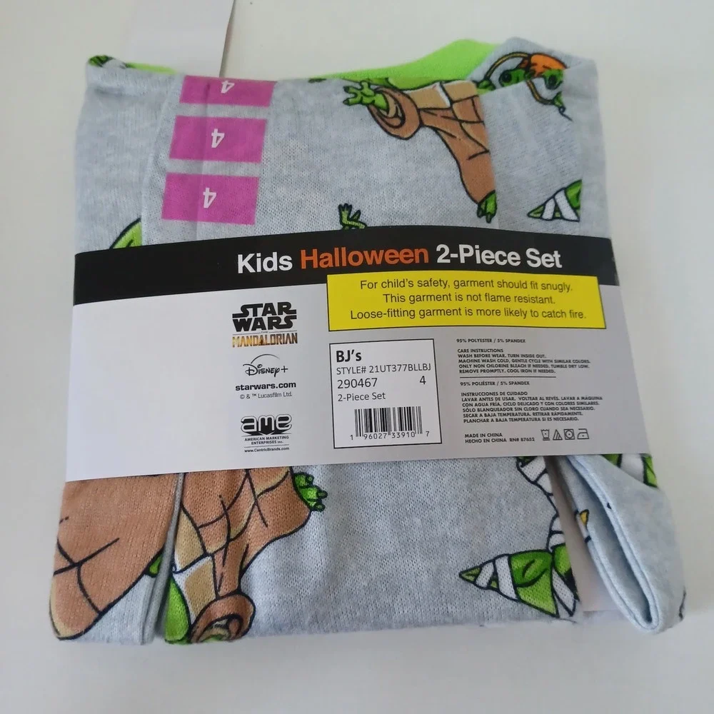 Kids Halloween 2-piece‎ PJ Pajama Set Star Wars Mandalorian Size 4 Unisex NWT